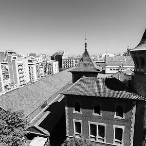 hostal-argo.catalonia-hotels.com/