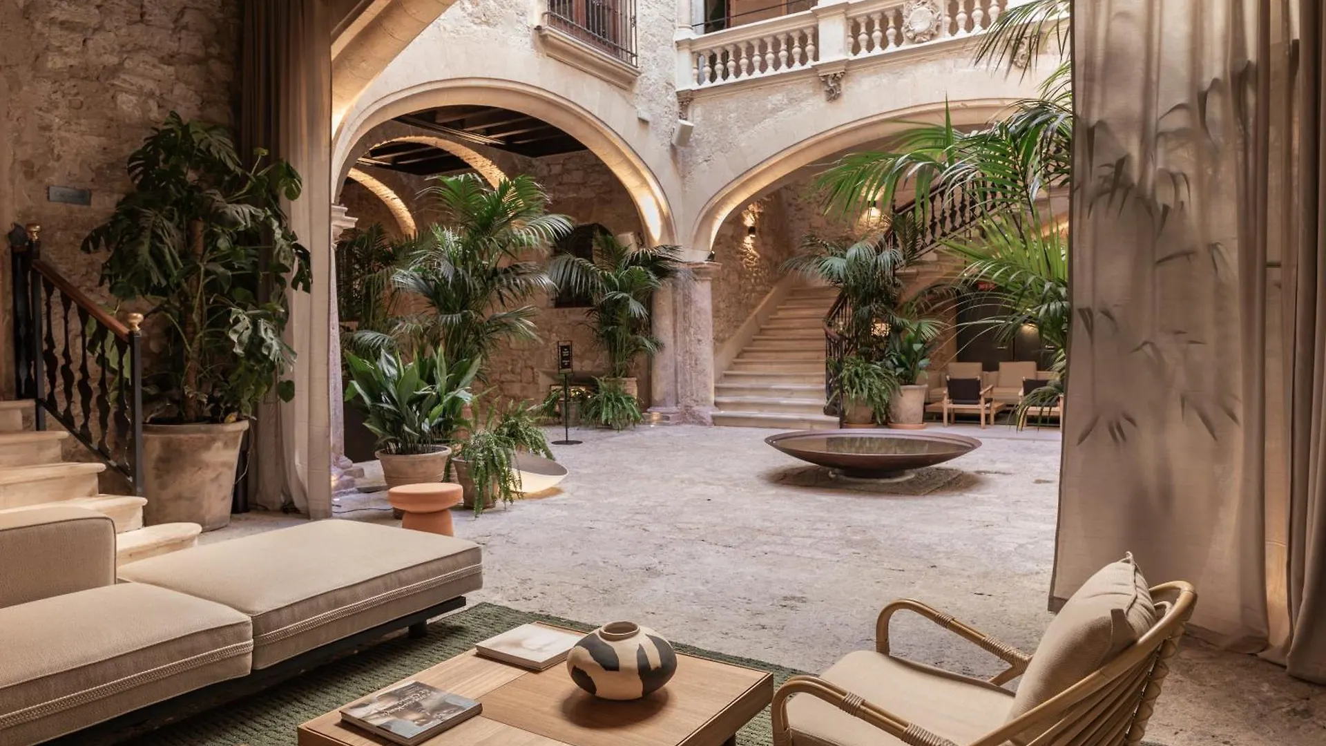 Nobis Hotel Palma, A Member Of Design Hotels 5*, Palma de Mallorca